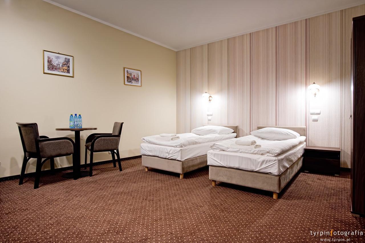 Hotel Lord Κρόσνο Εξωτερικό φωτογραφία