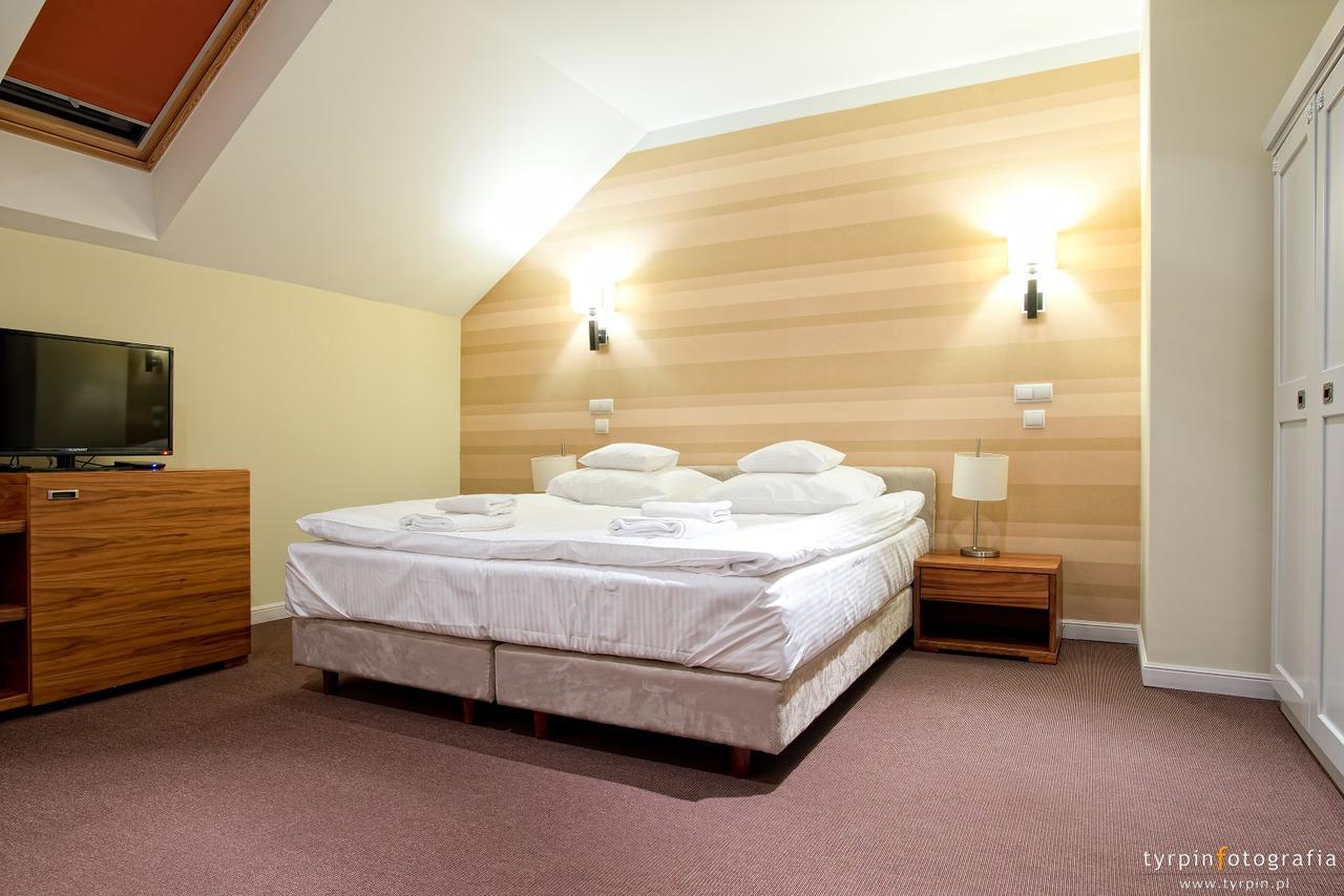 Hotel Lord Κρόσνο Εξωτερικό φωτογραφία