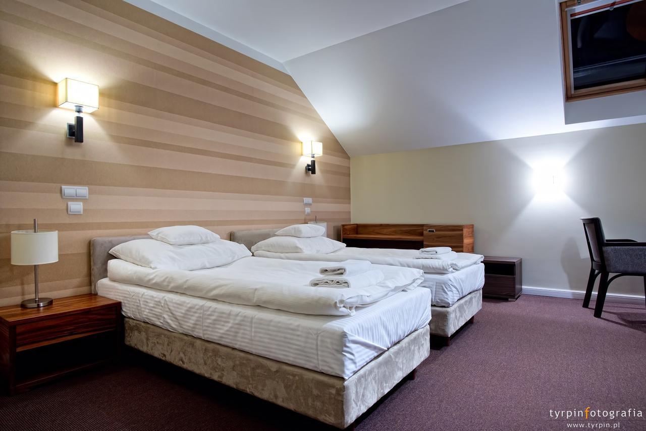 Hotel Lord Κρόσνο Εξωτερικό φωτογραφία